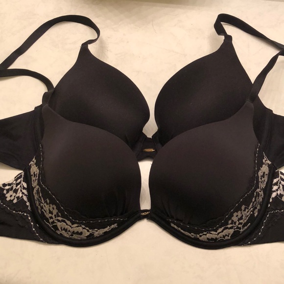 Victoria's Secret Other - Lot of 2 Victoria’s Secret bras, black 36B